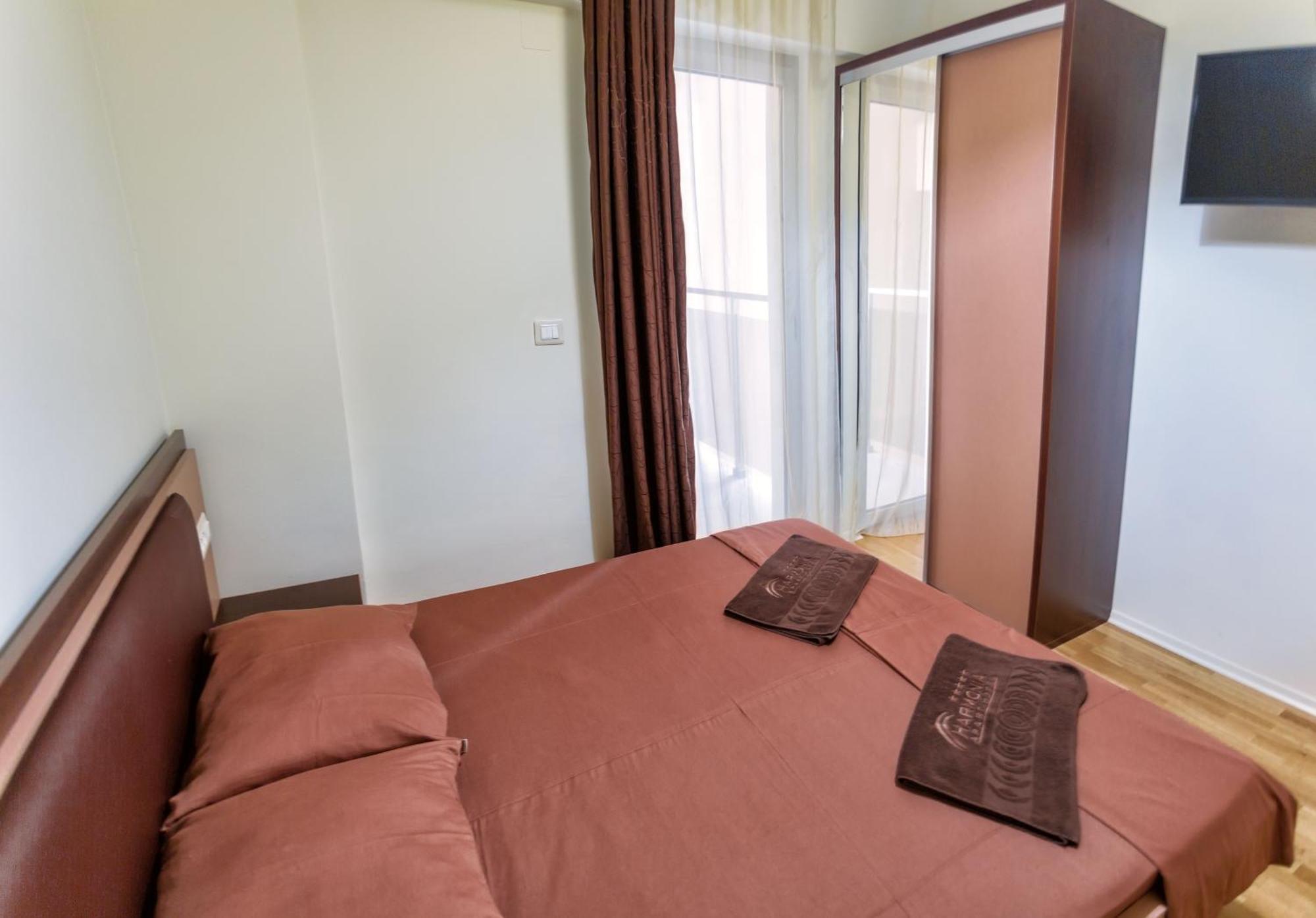 Harmonia Sunny Apartments Будва Экстерьер фото